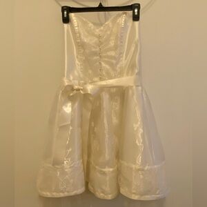 Brand New Jessica McClintock Dress- Size 9